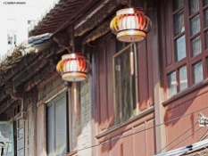 Il mercato di Jingxing, lanterne. Cabiria Magni